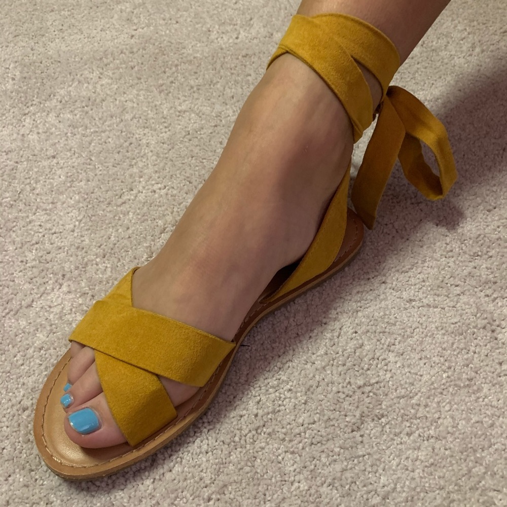 Women’s sandles
